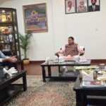 जयडे हैकेट की मुख्यमंत्री पुष्कर सिंह धामी से मुलाकात