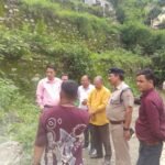 कर्णप्रयाग के सुभाषनगर मोहल्ले की सड़क पर लगेगा गेट