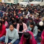 मांगों को लेकर डिप्लोमा इंजीनियरों ने दिया धरना