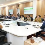 आनन्द बर्द्धन ने यू-प्रिपेयर परियोजनाओं की धीमी गति पर जताई नाराजगी