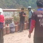कर्णप्रयागः एक माह से गैस नहीं, लंबी कतारों में उपभोक्ता परेशान