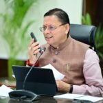 सीएम हेल्पलाइन 1905 पर लंबित शिकायतों के त्वरित निस्तारण के लिए विशेष अभियान चलाया जाए: सीएम