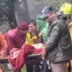 रुद्रनाथ ट्रैक पर गहरी खाई में गिरा ट्रैकर, सुरक्षित बचाया